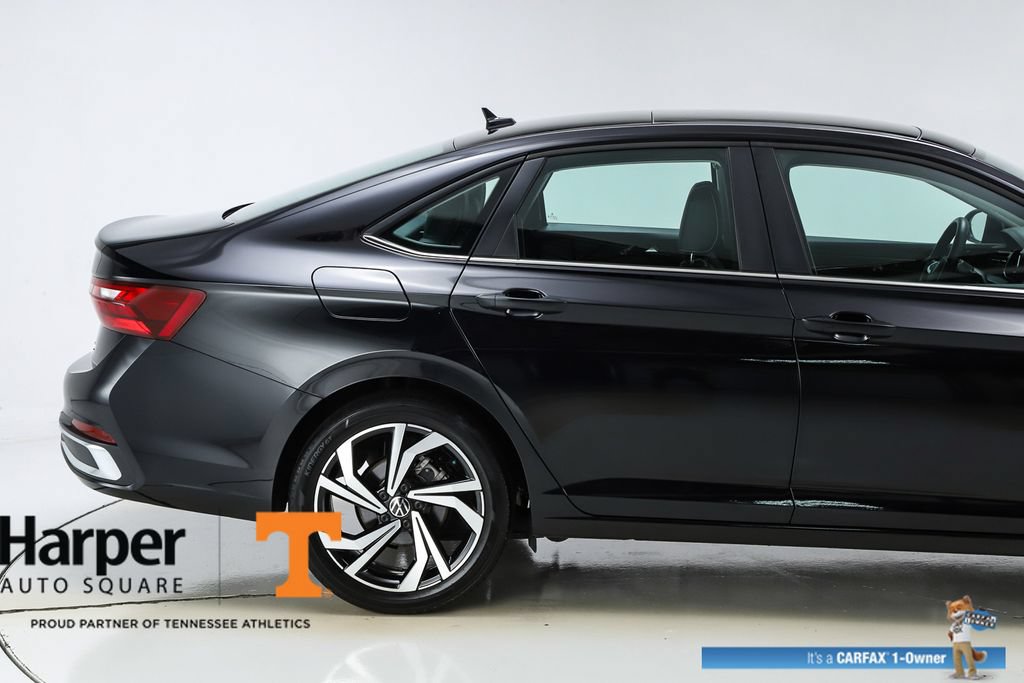Used 2025 Volkswagen Jetta SEL FWD image 54