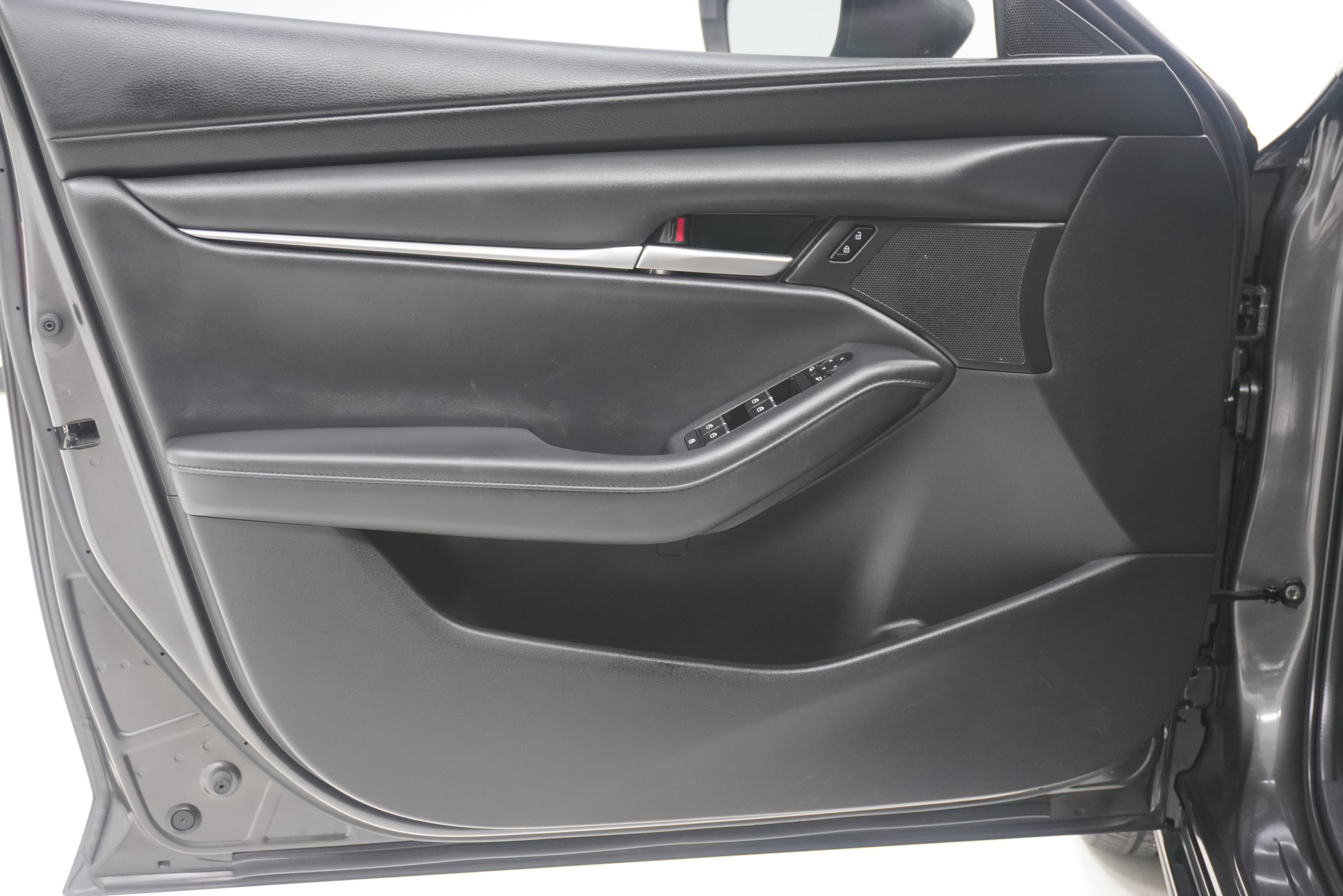 Used 2022 MAZDA MAZDA3 s FWD image 14