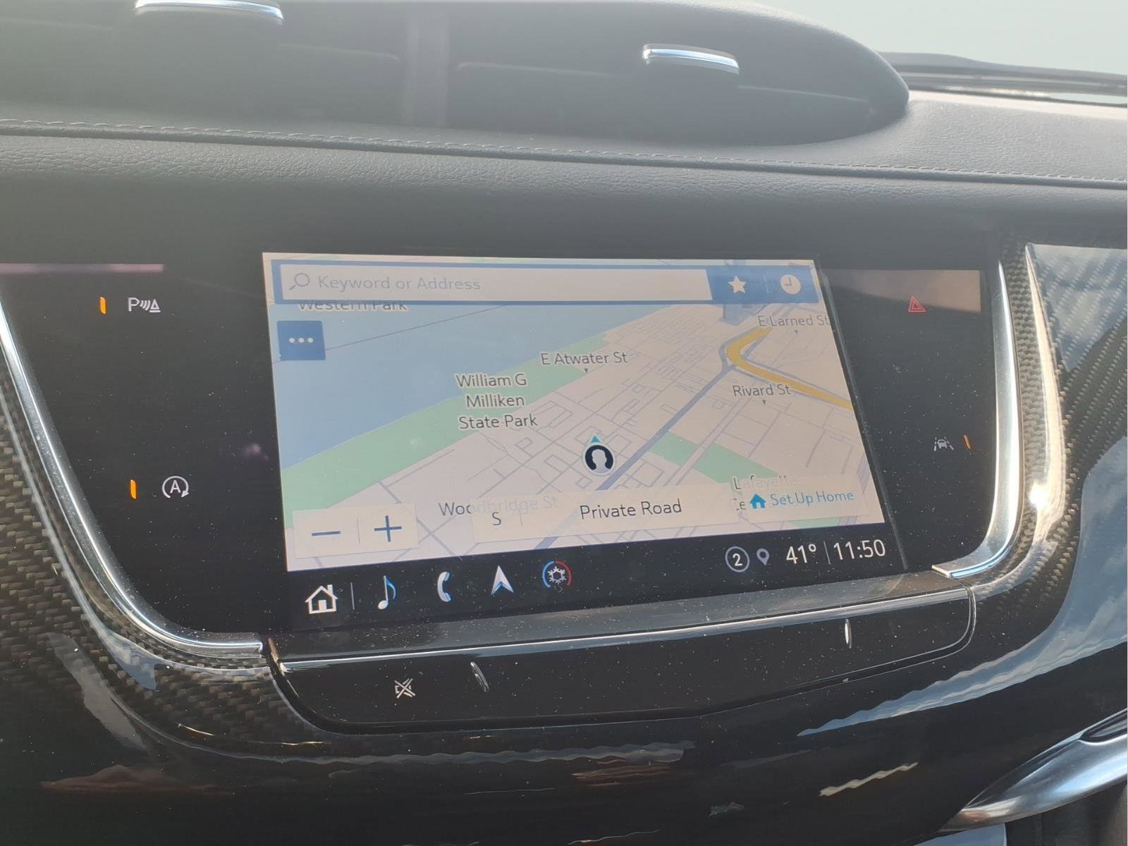 Used 2024 Cadillac XT6 Sport AWD/4WD image 16