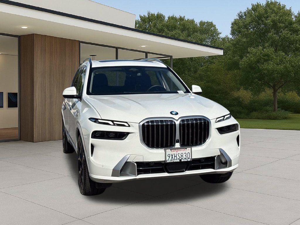 Used 2026 BMW X7 xDrive40i w/ Premium Package AWD/4WD image 5