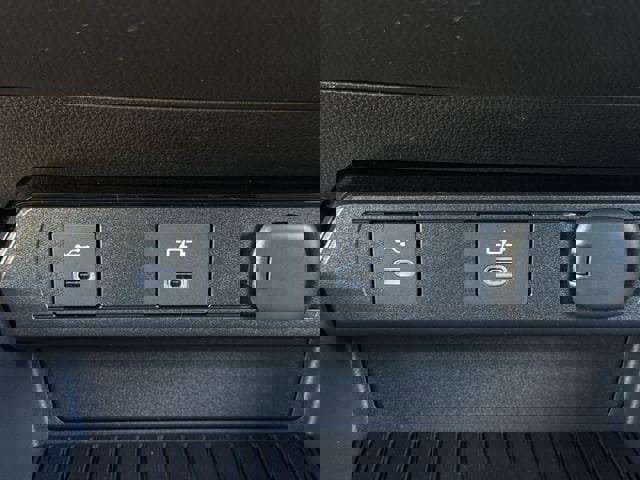 New 2026 Toyota Prius Plug-In Hybrid image 21