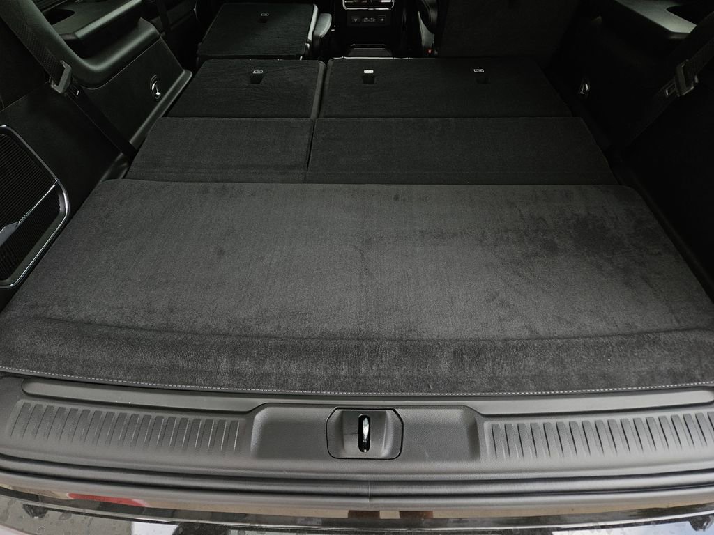 New 2026 Jeep Grand Wagoneer Limited image 11