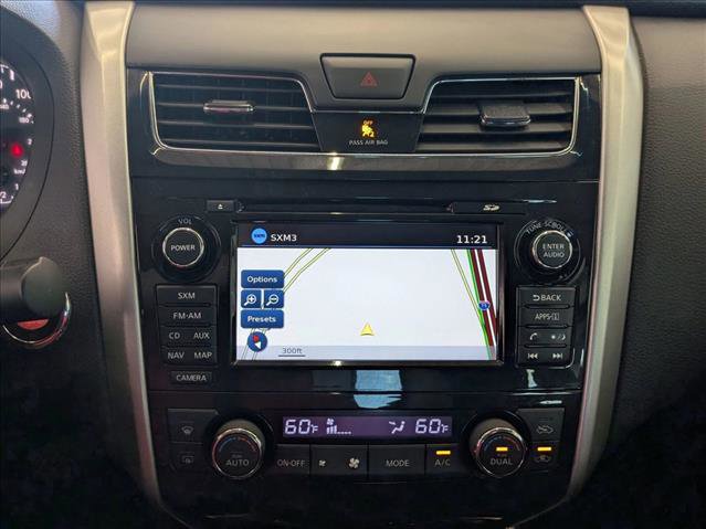 Used 2015 Nissan Altima 2.5 SV w/ Convenience Package image 14