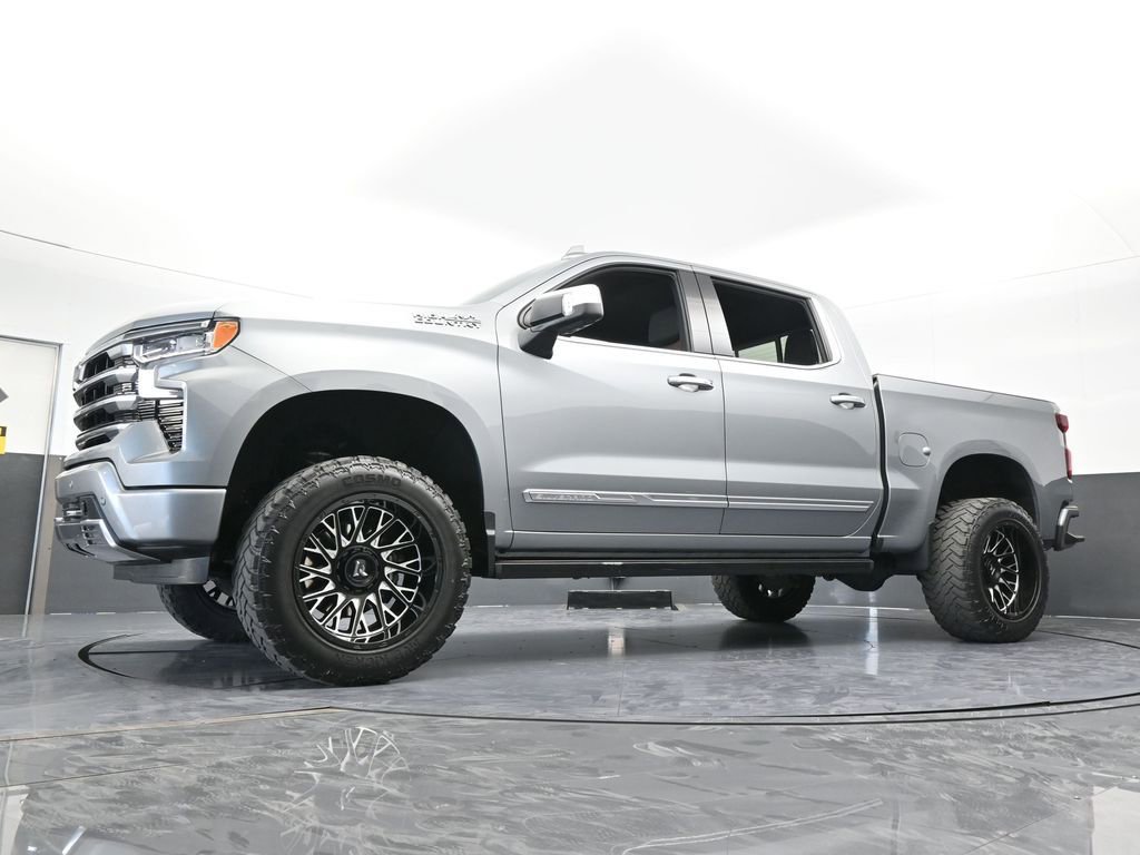 Used 2023 Chevrolet Silverado 1500 High Country w/ Technology Package image 71