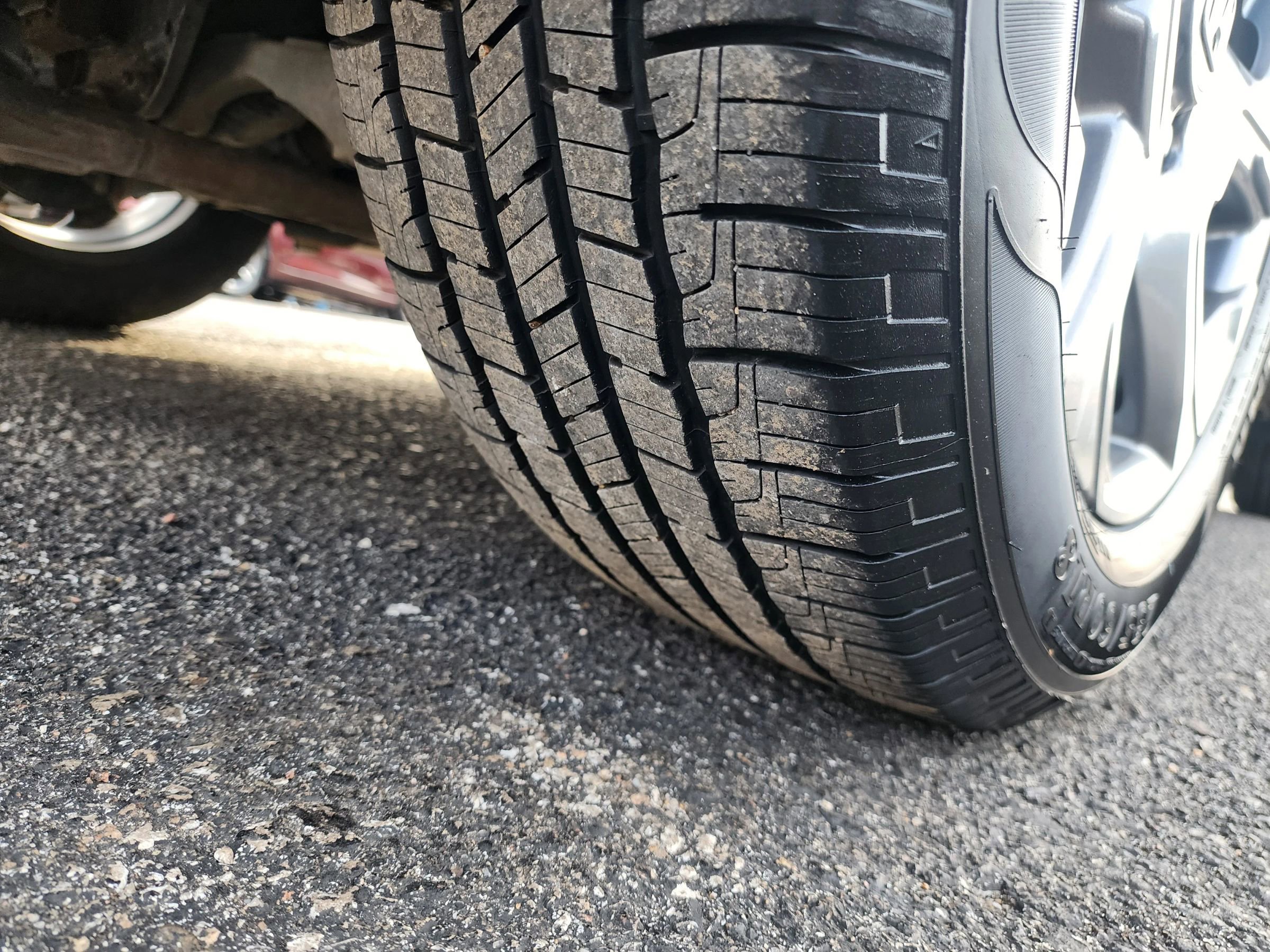 Used 2018 Honda CR-V EX image 25