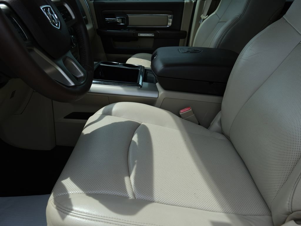 Used 2014 RAM 2500 Laramie AWD/4WD image 5