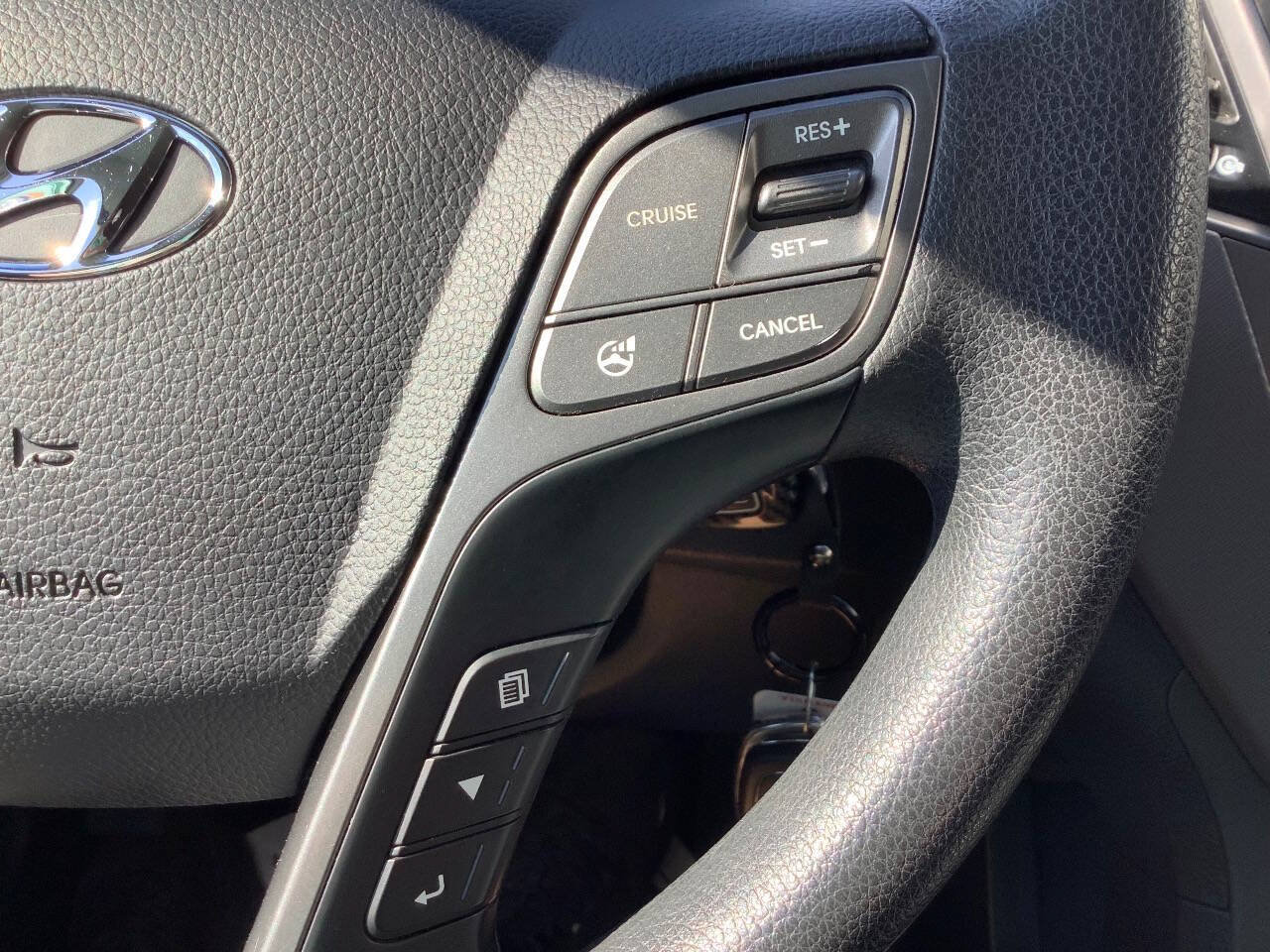 Used 2015 Hyundai Santa Fe GLS AWD/4WD image 49