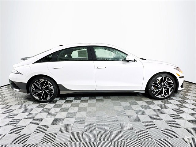 New 2025 Hyundai Ioniq 6 Limited image 8