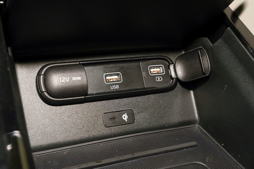 Used 2022 Kia Telluride S AWD/4WD image 16