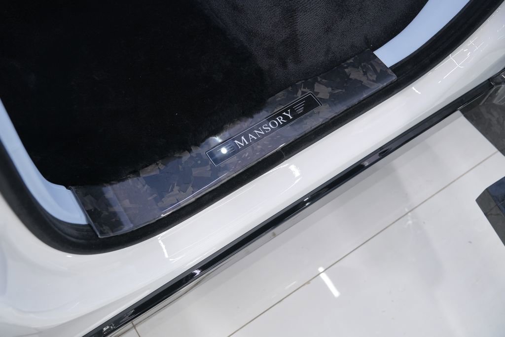 Used 2026 Rolls-Royce Cullinan image 40