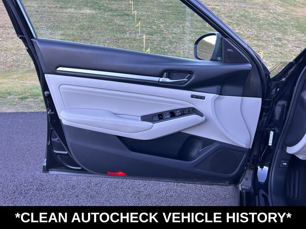 Used 2021 Nissan Altima 2.5 Platinum image 18