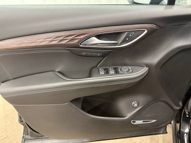 Used 2023 Buick Envision Avenir AWD/4WD image 16