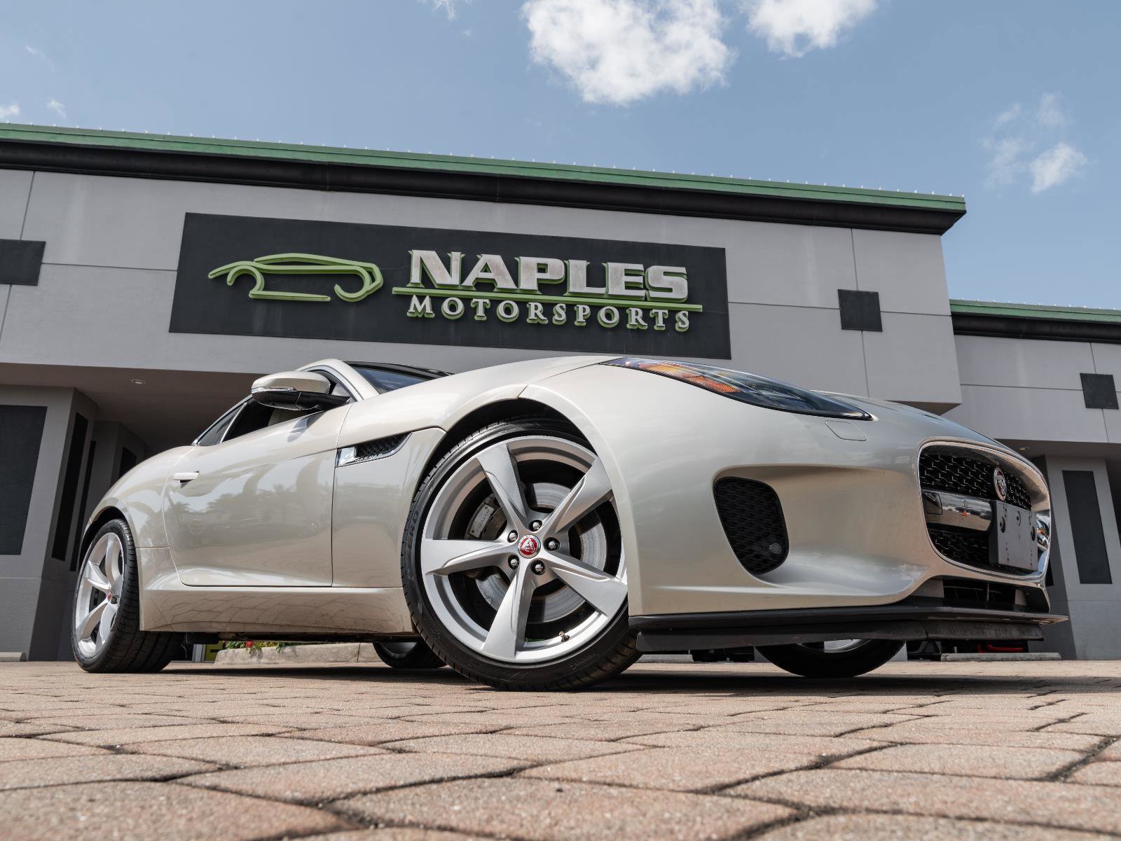 Used 2020 Jaguar F-TYPE Coupe RWD image 5