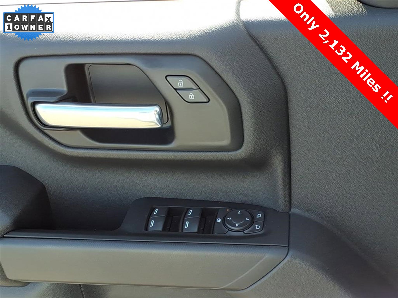 Used 2025 Chevrolet Silverado 1500 Custom Trail Boss w/ LPO, Dark Essentials Package image 28