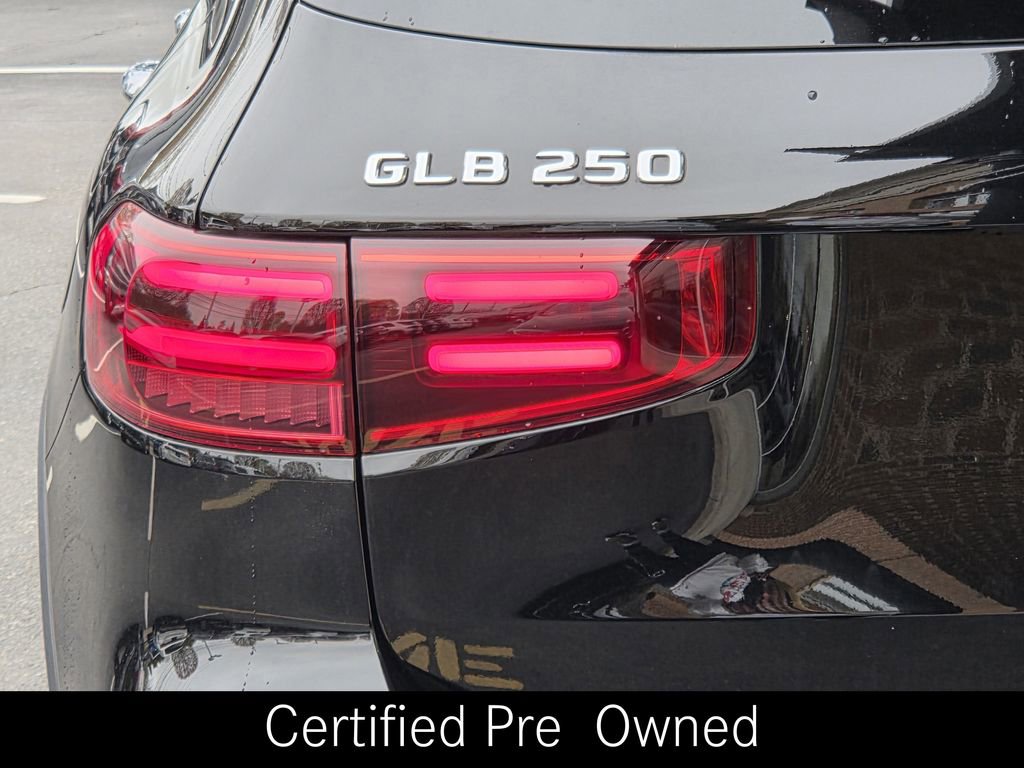 Certified 2025 Mercedes-Benz GLB 250 4MATIC image 38