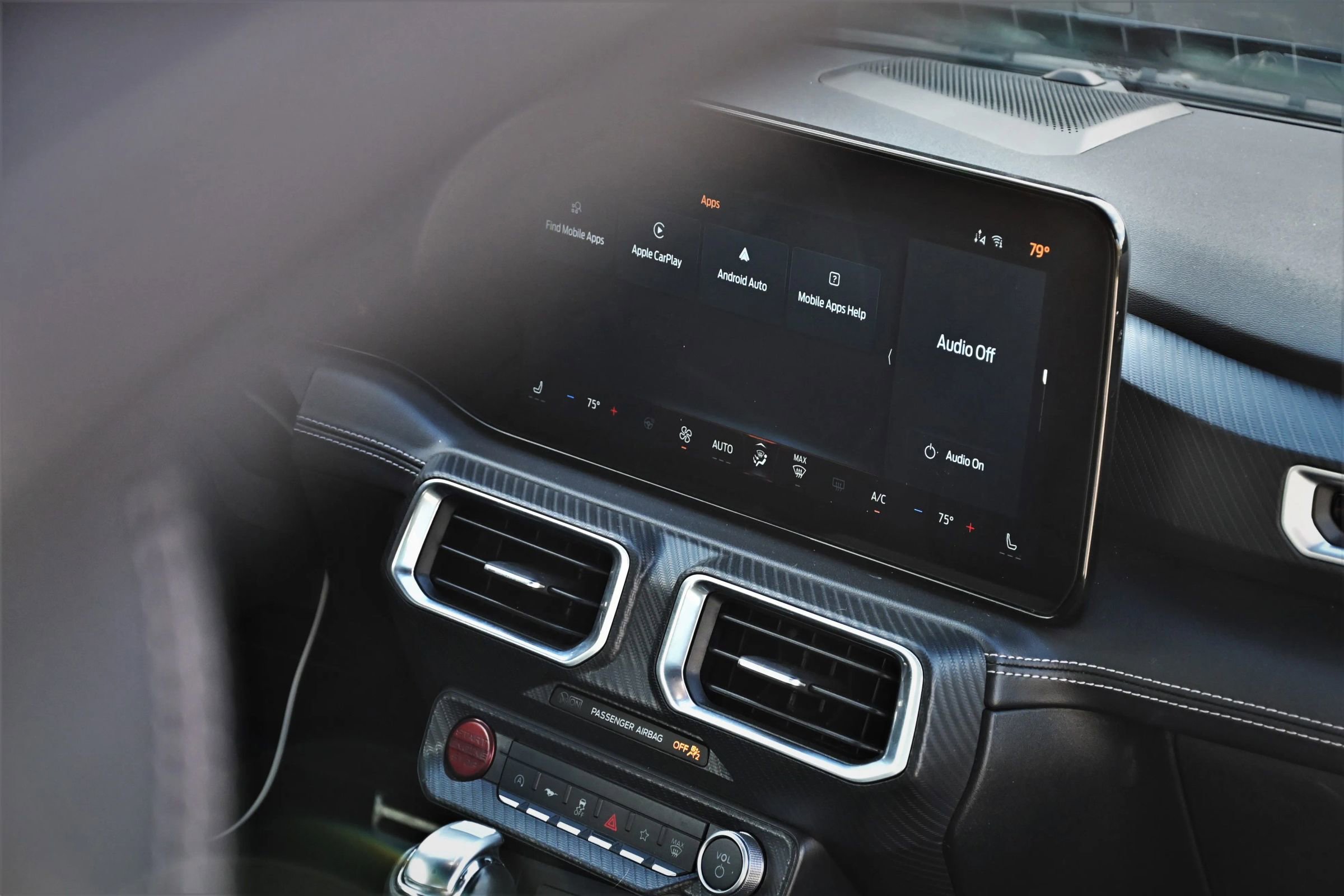 Used 2025 Ford Mustang Premium RWD image 13