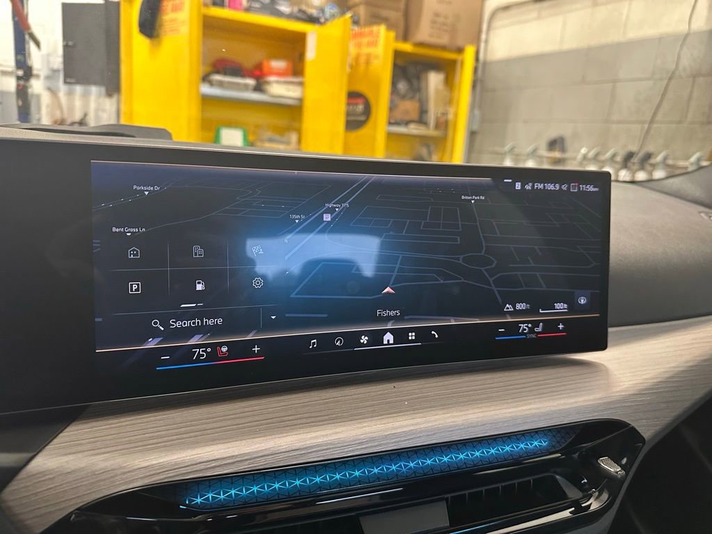 Used 2025 BMW 330i xDrive 330i xDrive w/ Convenience Package image 30