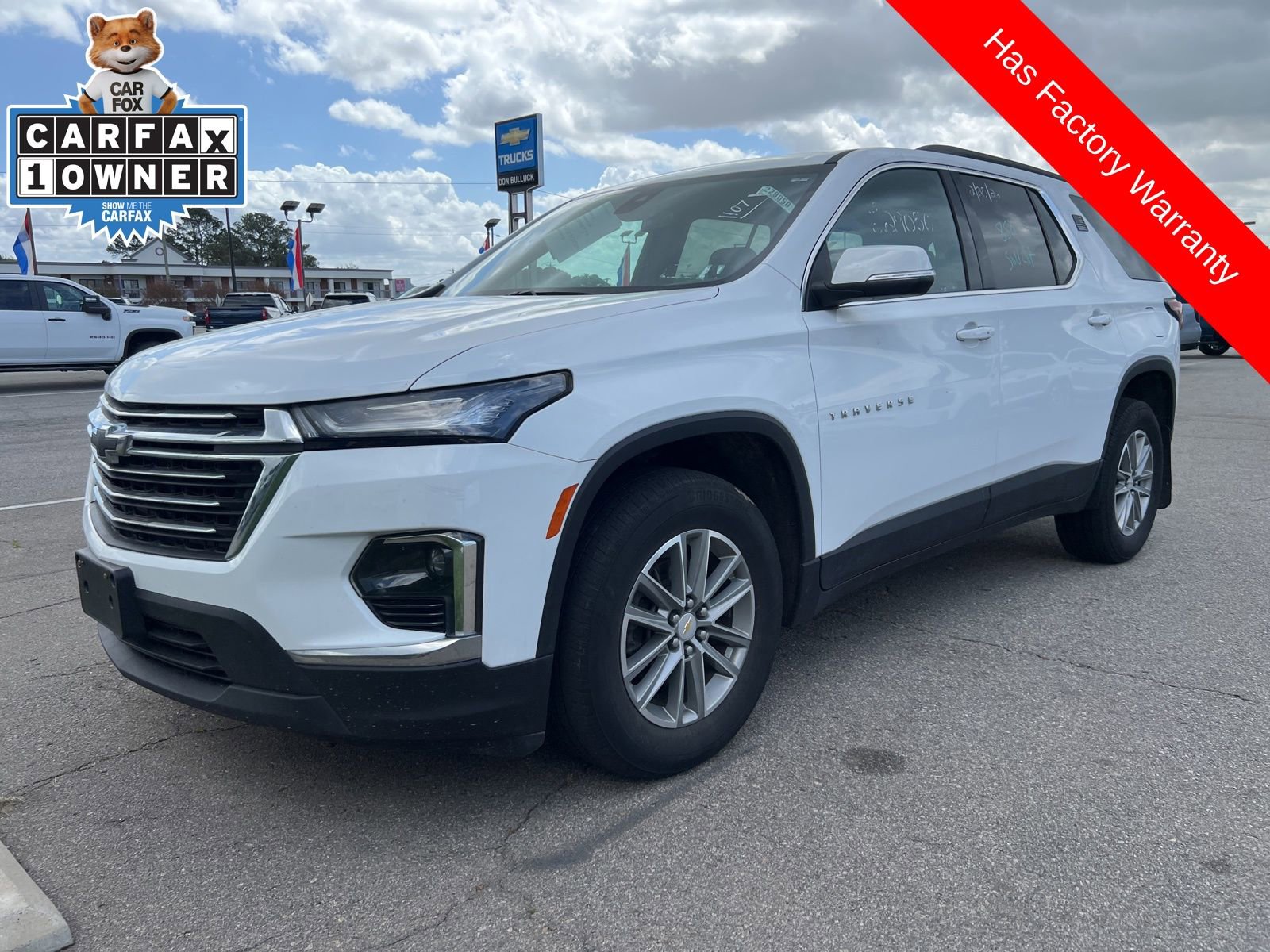 Used 2023 Chevrolet Traverse LT