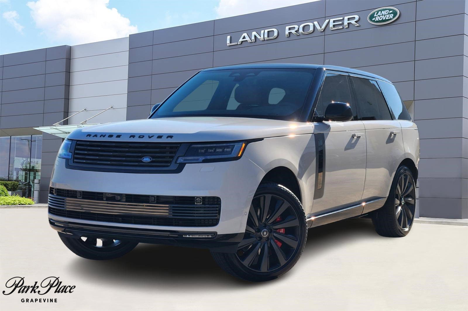New 2025 Land Rover Range Rover SV