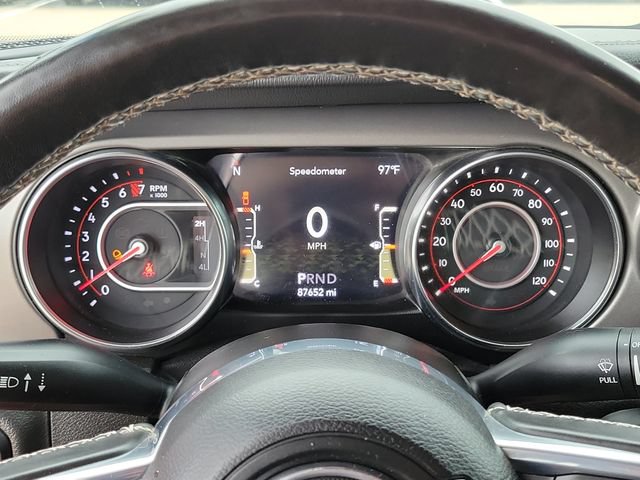 Used 2022 Jeep Gladiator Rubicon w/ Cold Weather Group AWD/4WD image 23