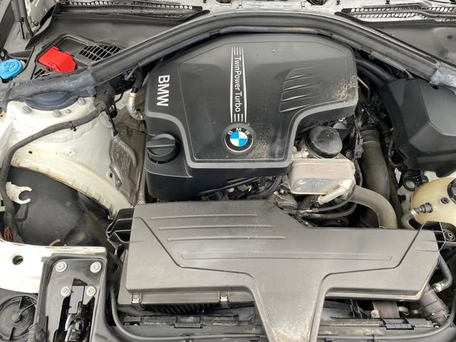 Used 2017 BMW 320i Sedan image 21