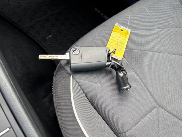 Certified 2025 Volkswagen Jetta Sport image 36