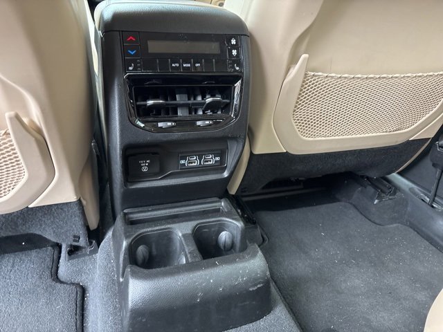 Used 2022 Jeep Grand Cherokee L Limited image 12