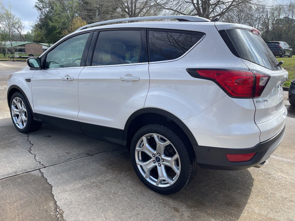 Used 2019 Ford Escape Titanium image 7