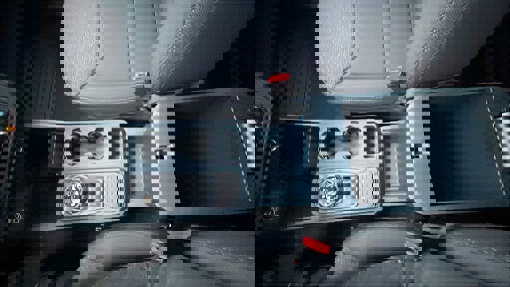 New 2026 Ford Maverick XL image 13