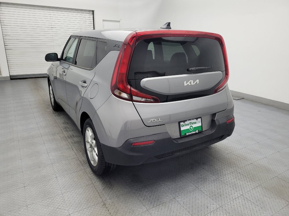 Used 2022 Kia Soul S image 6