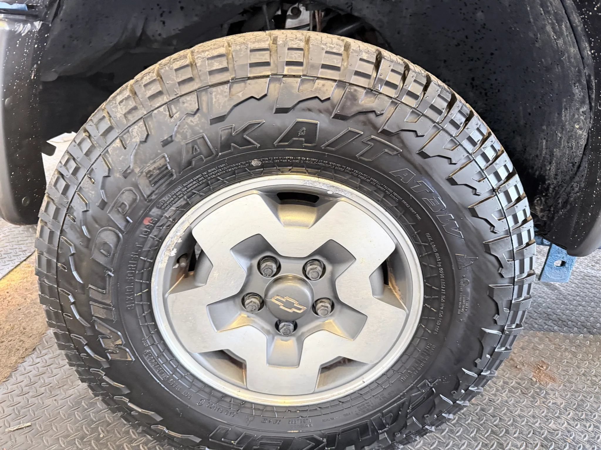 Used 2001 Chevrolet Blazer LS w/ Preferred Equipment Group AWD/4WD image 33