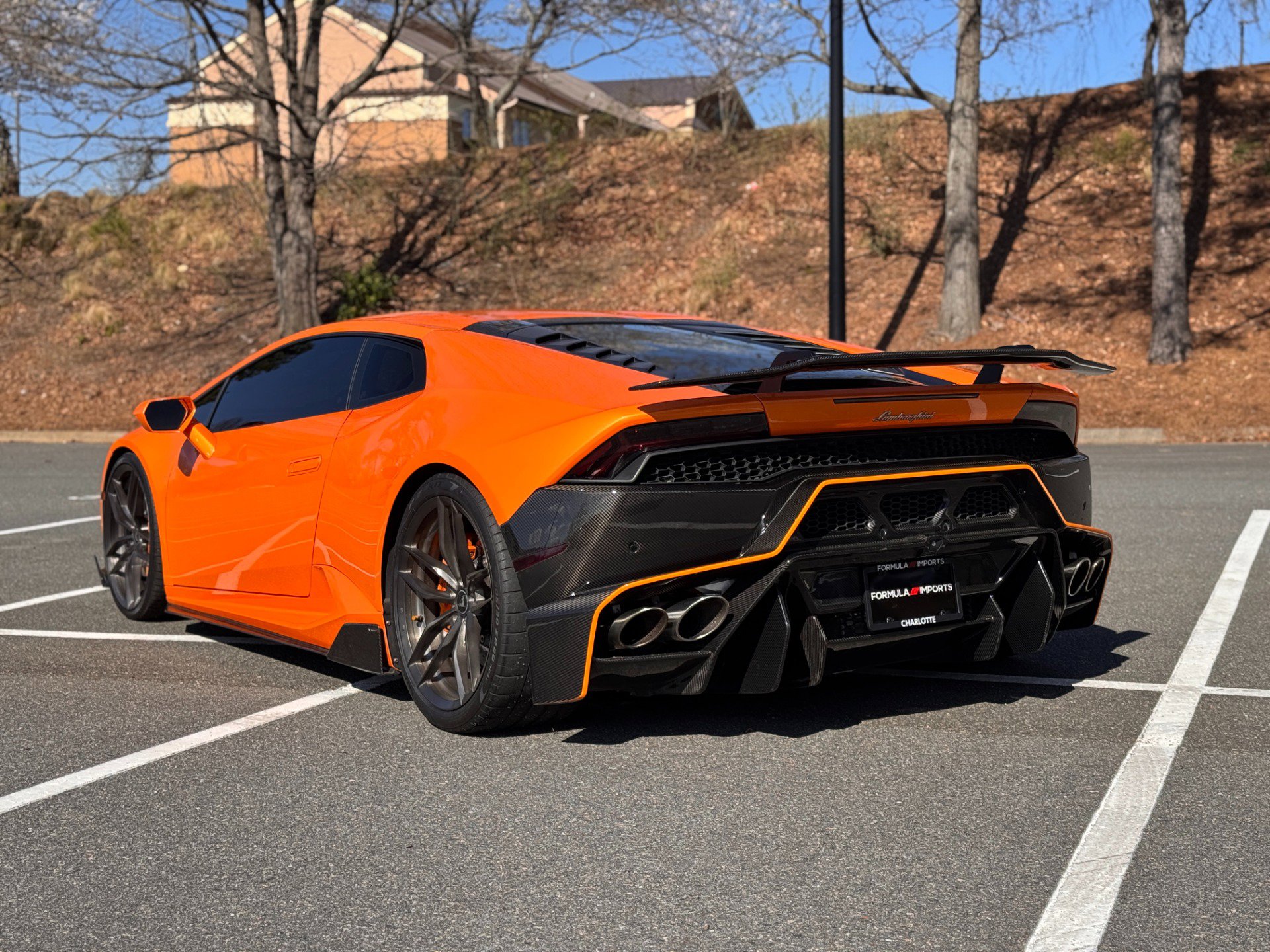 Used 2015 Lamborghini Huracan LP 610-4 image 9