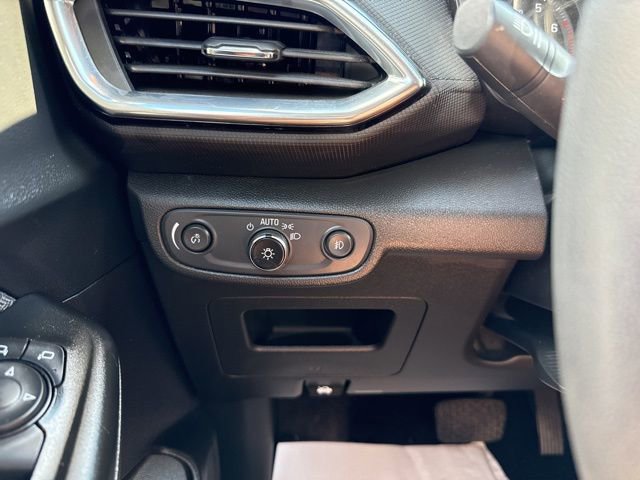 Used 2023 Chevrolet TrailBlazer LT w/ Convenience Package image 14