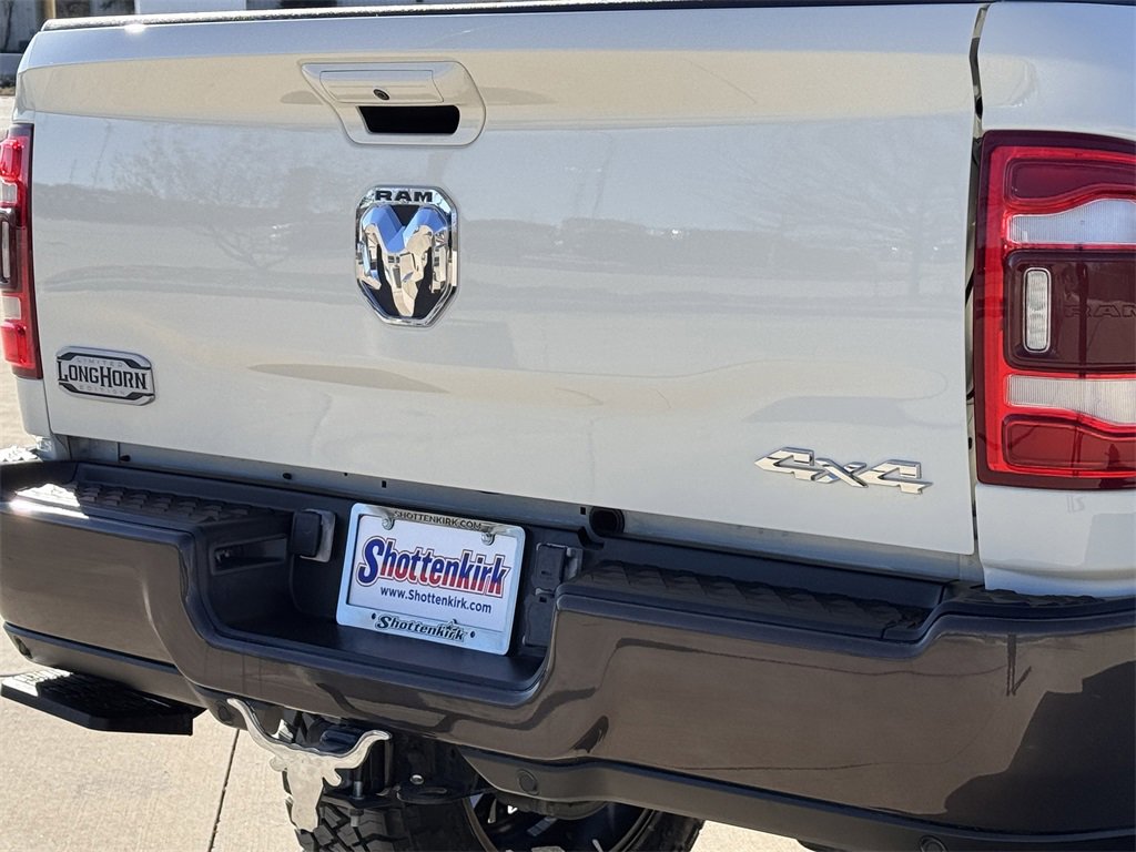 Used 2023 RAM 2500 Limited image 6