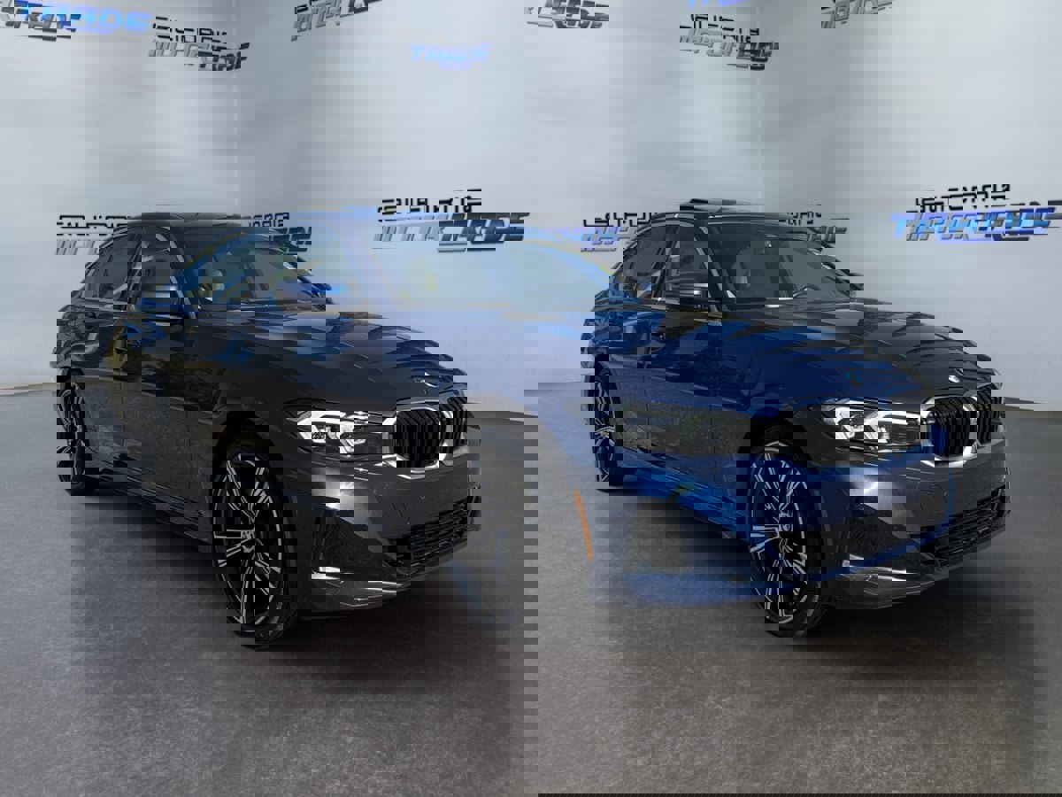 Used 2024 BMW 330i Sedan w/ Convenience Package image 3