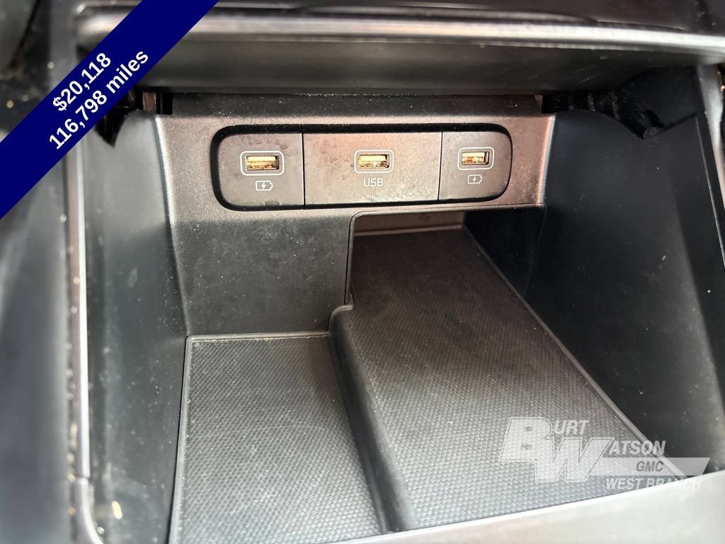 Used 2022 Kia Sorento S w/ Panoramic Sunroof Package AWD/4WD image 37