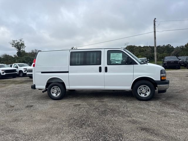 New 2025 Chevrolet Express 2500 Work Van 3D Cargo Van w/ Driver Convenience Package RWD image 16
