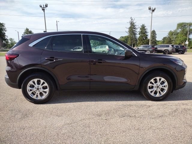 Used 2023 Ford Escape Active AWD/4WD image 6