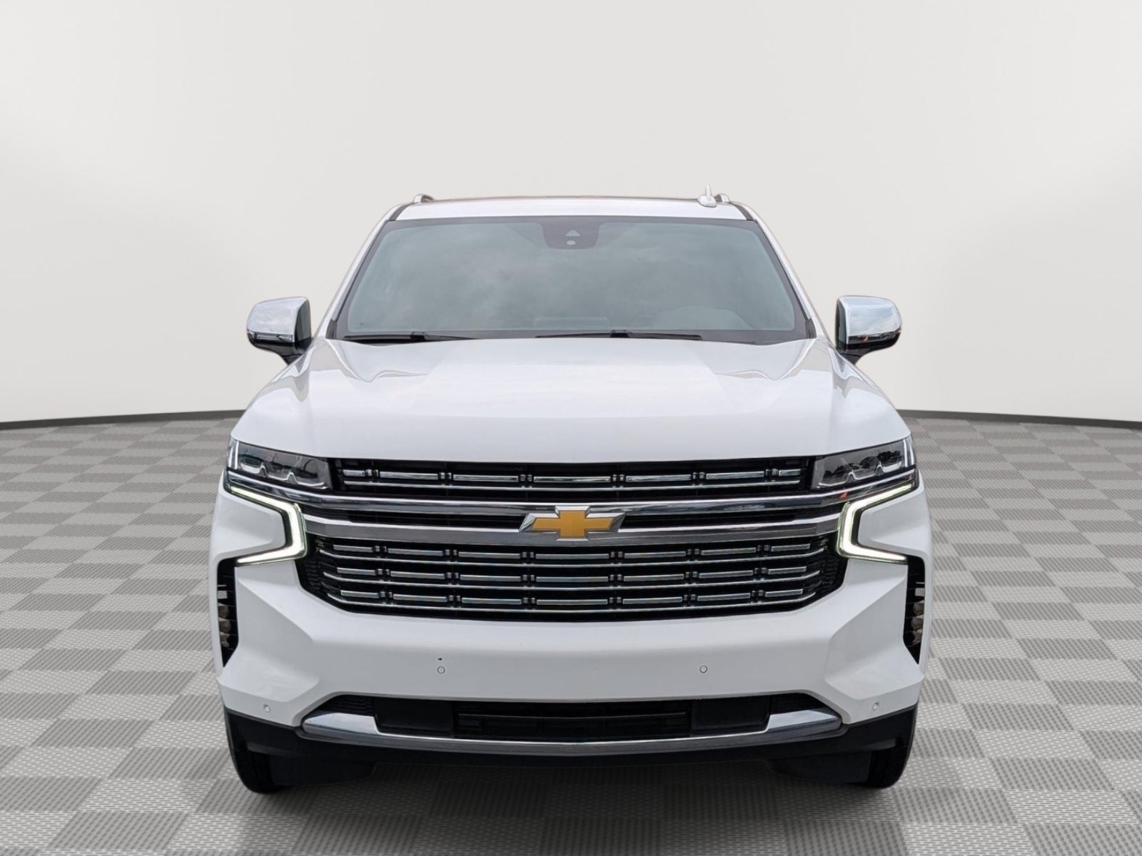 Used 2024 Chevrolet Suburban Premier RWD image 8