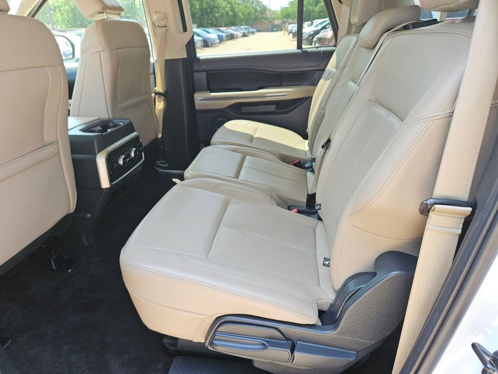 Used 2023 Ford Expedition Max XLT image 27