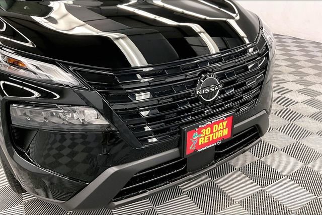 New 2026 Nissan Rogue SV image 15