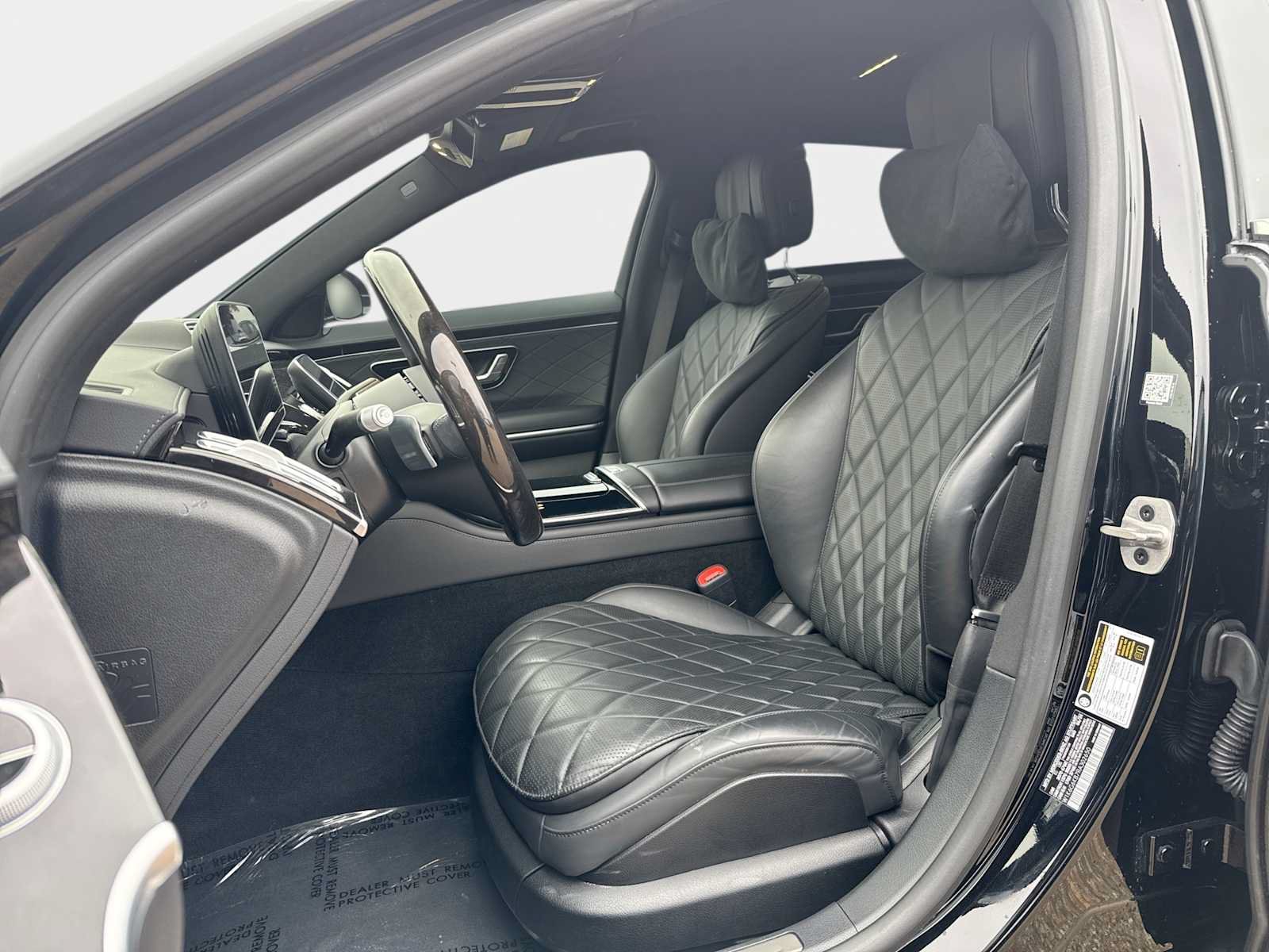 Used 2024 Mercedes-Benz S 580e 4MATIC Sedan image 15