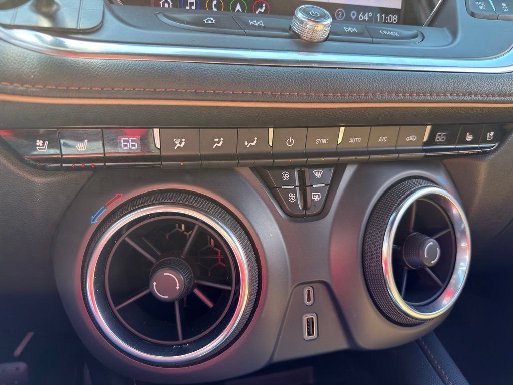 Used 2020 Chevrolet Blazer Premier w/ Driver Confidence II Package FWD image 44