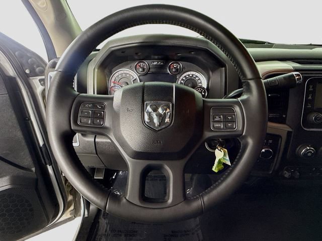 Used 2018 RAM 3500 SLT w/ Luxury Group AWD/4WD image 11