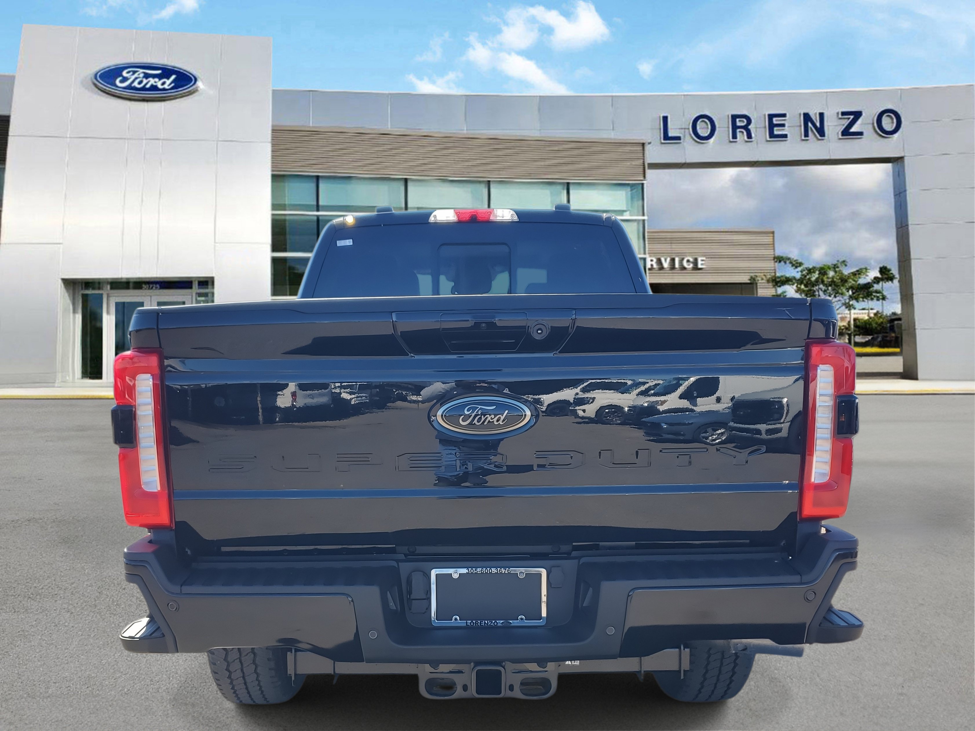 New 2026 Ford F350 Lariat w/ Black Appearance Package AWD/4WD image 5
