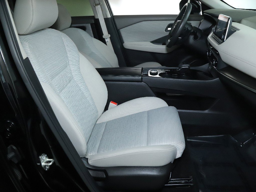 Certified 2023 Nissan Rogue SV image 33