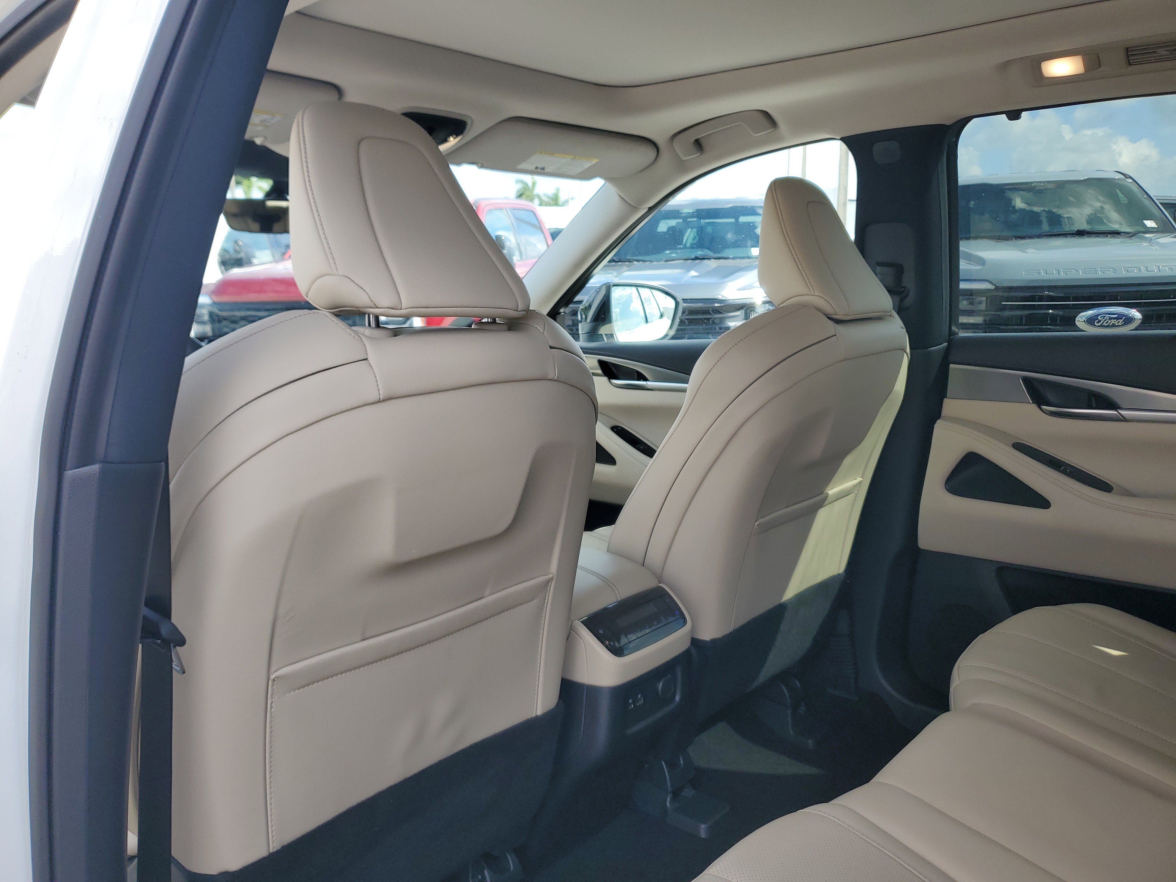 Used 2023 INFINITI QX60 Luxe AWD/4WD image 15