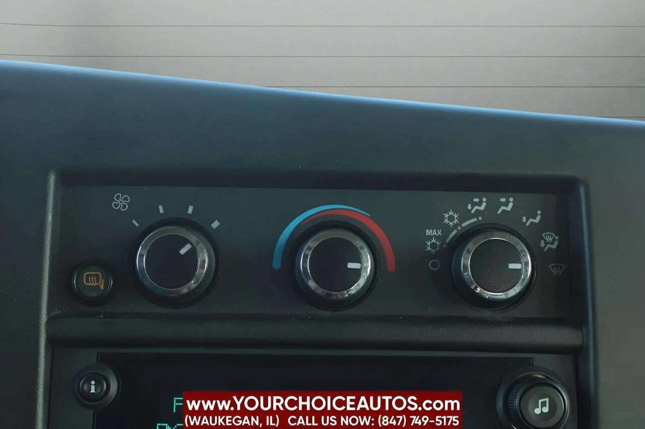 Used 2021 GMC Savana 2500 w/ Driver Convenience Package image 12