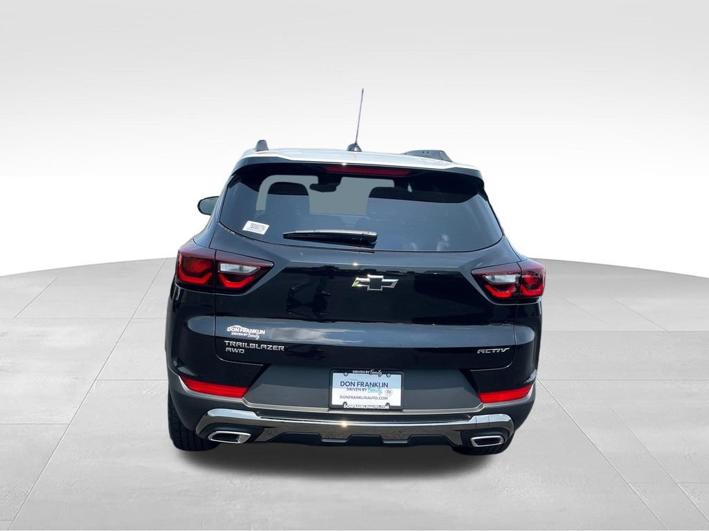 New 2026 Chevrolet TrailBlazer ACTIV AWD/4WD image 4