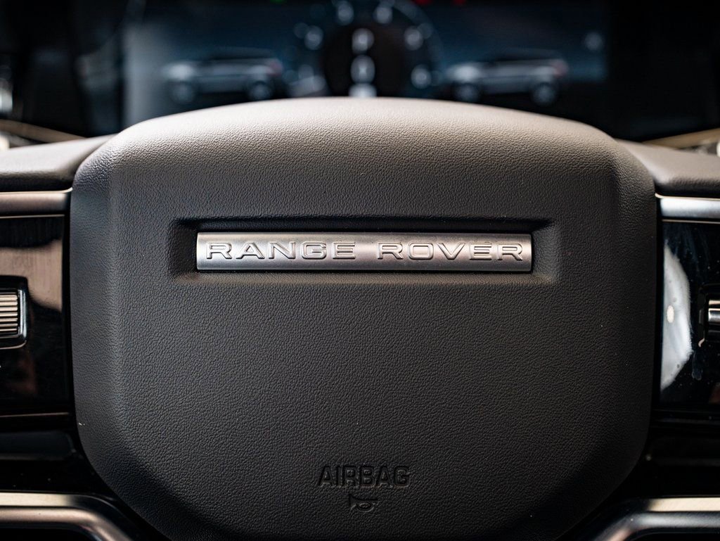 Certified 2023 Land Rover Range Rover Evoque R-Dynamic SE image 24